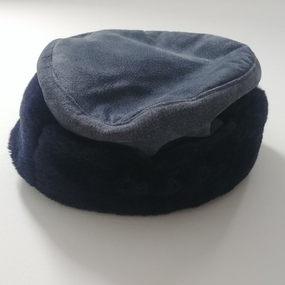 Blue suede and faux fur winter hat - Picture 1 of 12